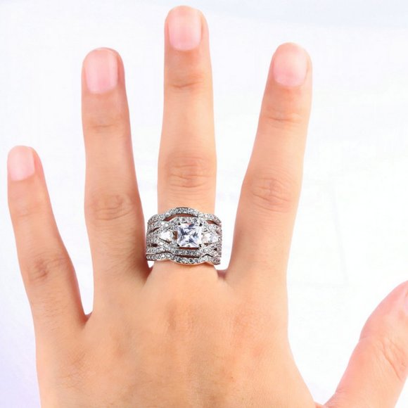 *NEW 18K White Gold Princess Cut Diamond 3PC Ring - Picture 9 of 15